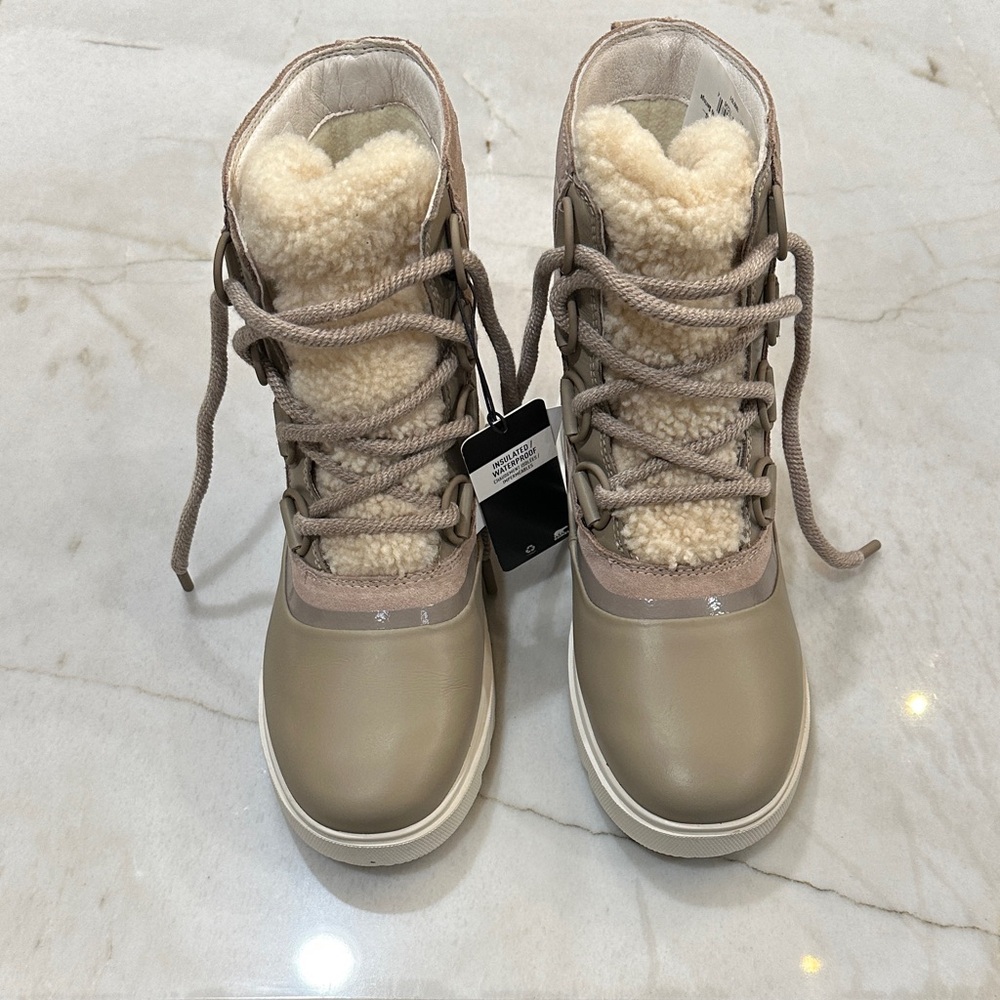 Sorel Insulated/Waterproof Boot
